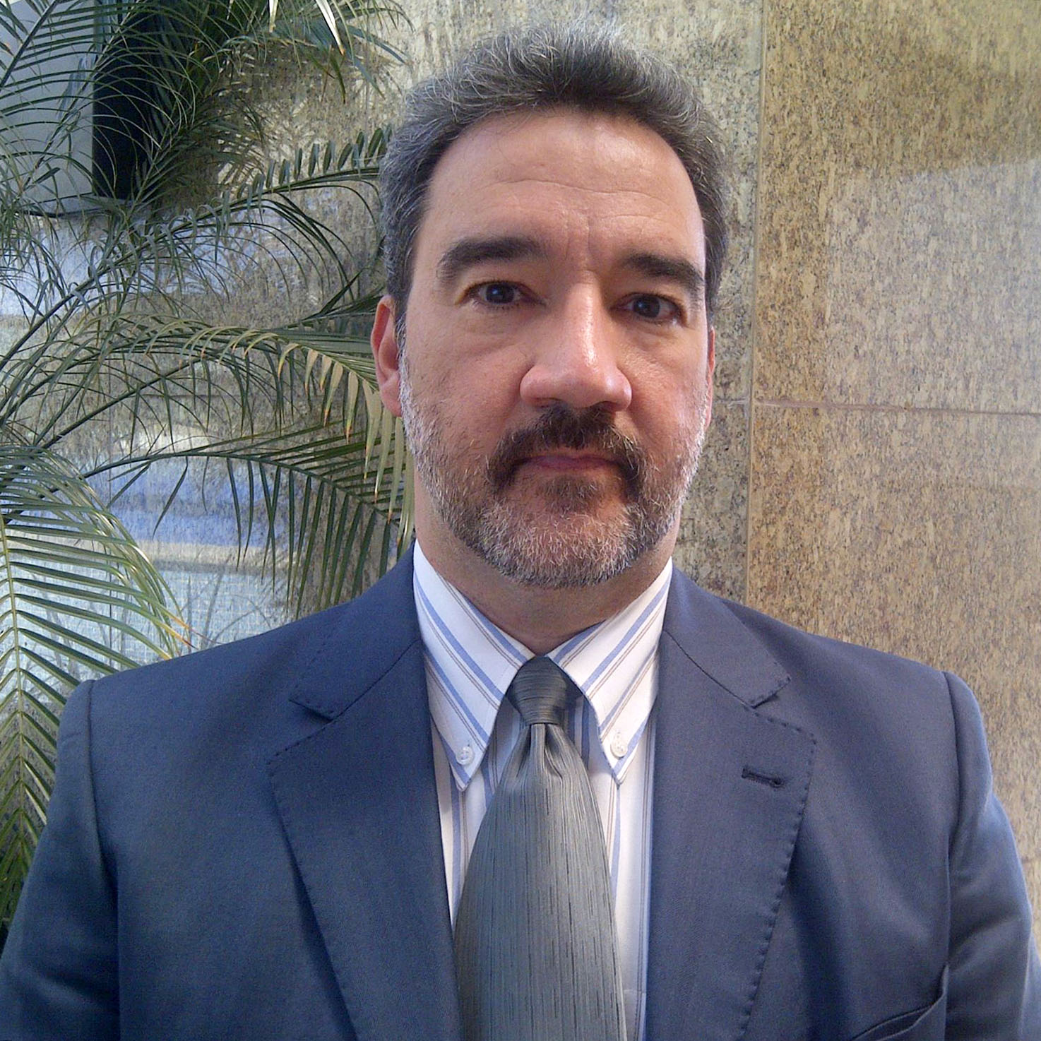 Annibal Affonso - Professor, Palestrante e Consultor Empresarial